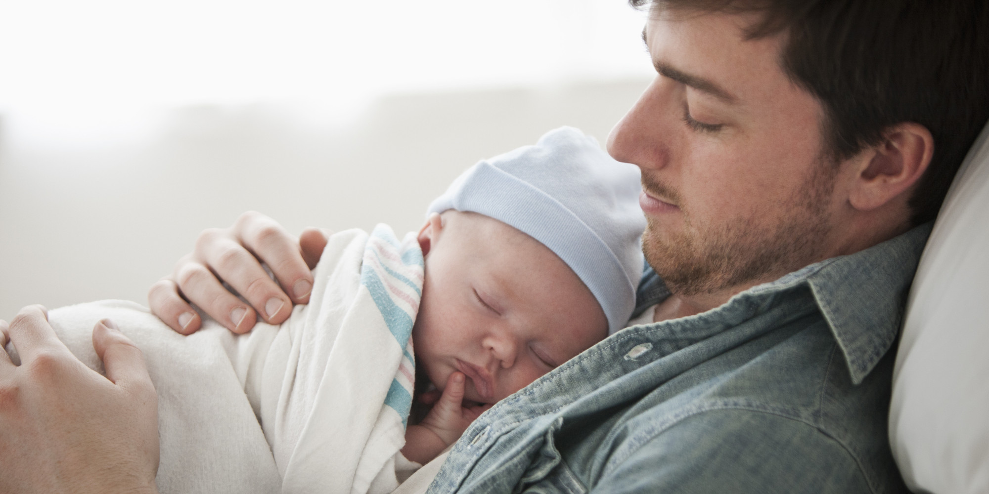 Helping Dads Bond With The Babies ArticleCube